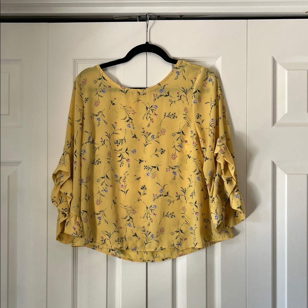 Le Lis Yellow Floral Ruffle Blouse